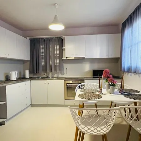 펜션 Kastellorizo Meyísti